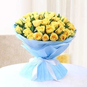Friendly Yellow Roses Valentine's Gifts