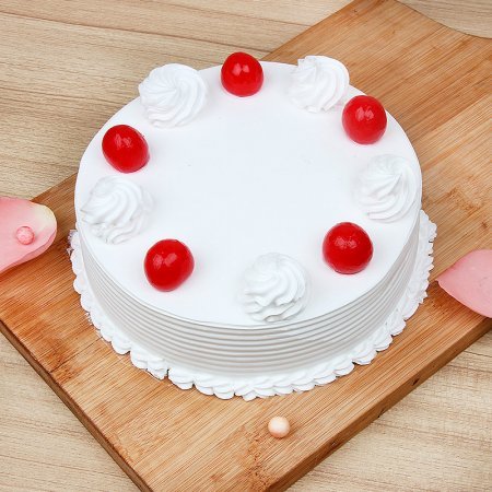 Valentine's Vanilla Cream Cake