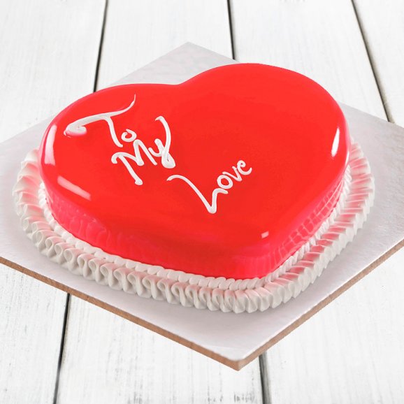 Scrumptious Heart Shape Strawberry Cake