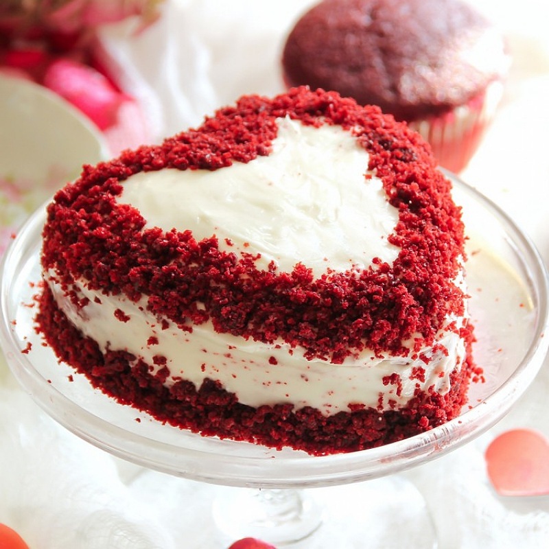 Red Velvety Heart Cake