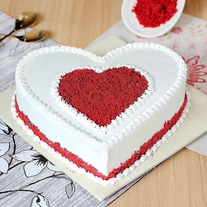 Scrumptious Red Velvet Cake