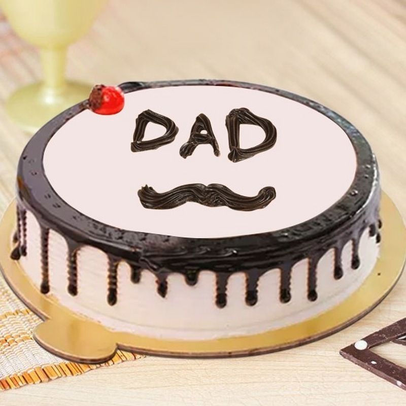 Delicious Chocolate Cake For Dad