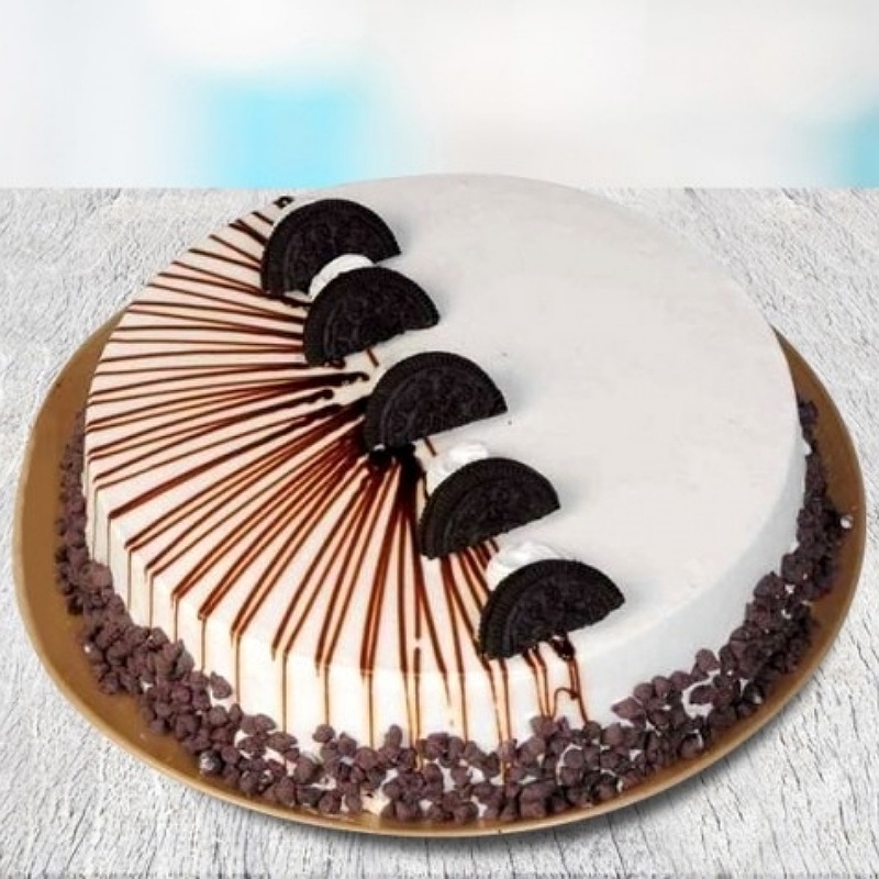 Vanilla Oreo Cake