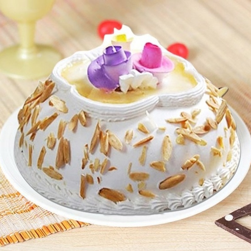Vanilla Almond Cake