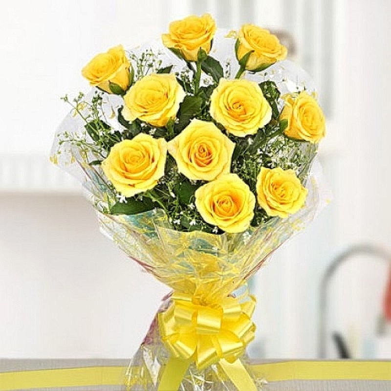 Delightful Yellow Roses