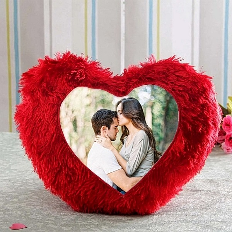 Red Heart Cushion