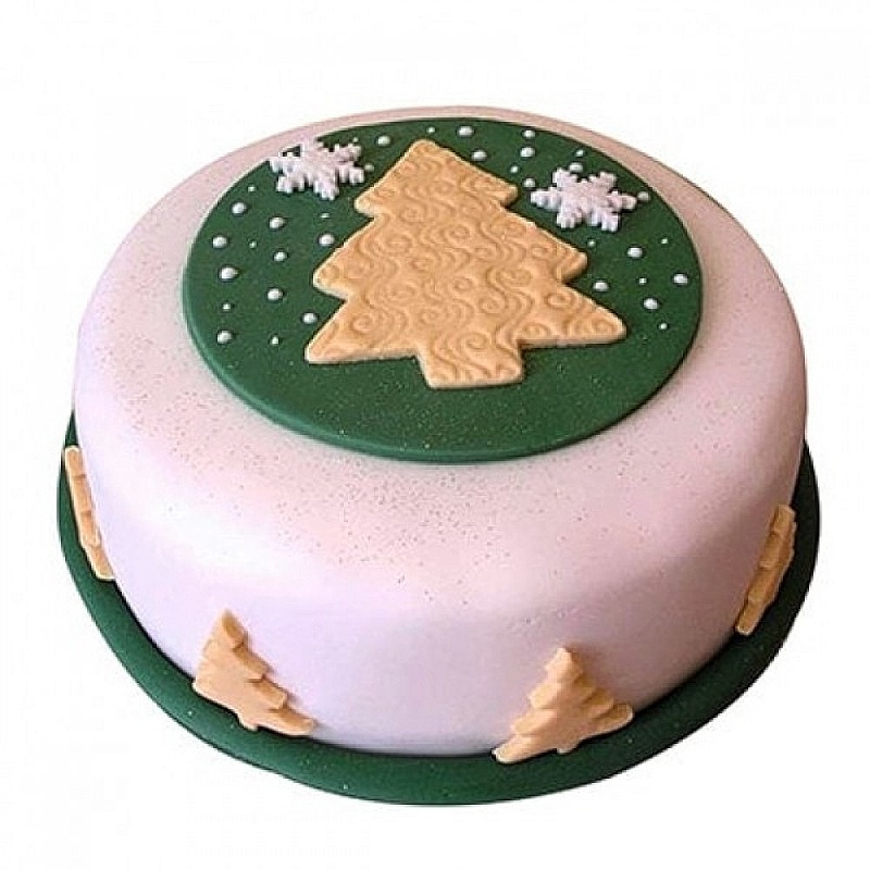 Christmas Tree Fondant Cake