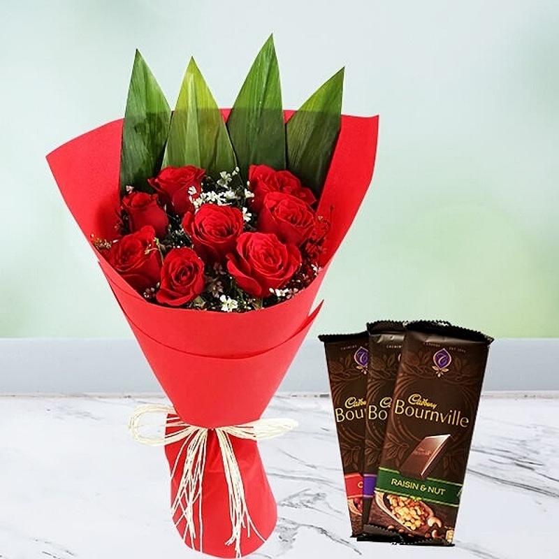 Red Roses With Bournville Christmas Gifts