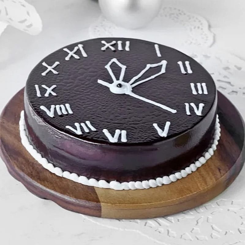 Delicious Chocolate Clock Cake