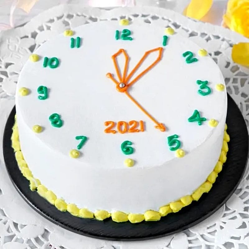 New Year Clock Vanilla Cake