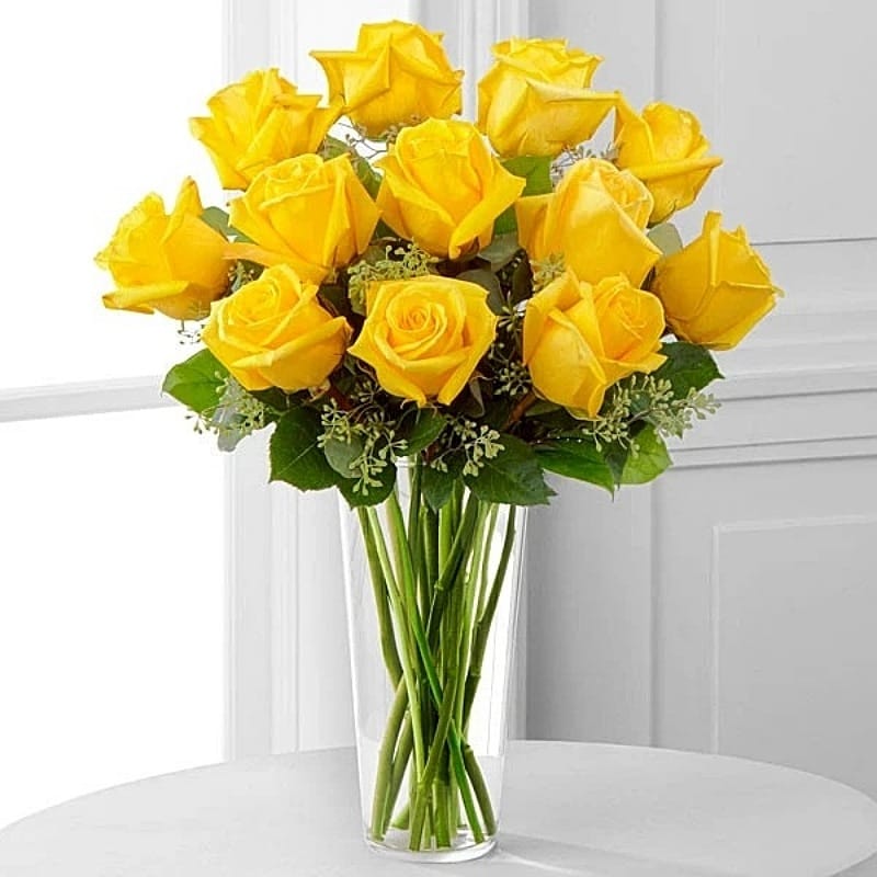 Friendly Yellow Roses New Year Gifts