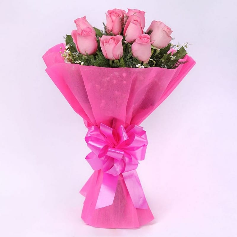 Elegant Pink Roses Valentine's Gift