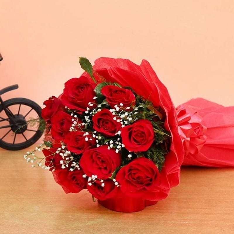 Lovely Red Roses Bouquet