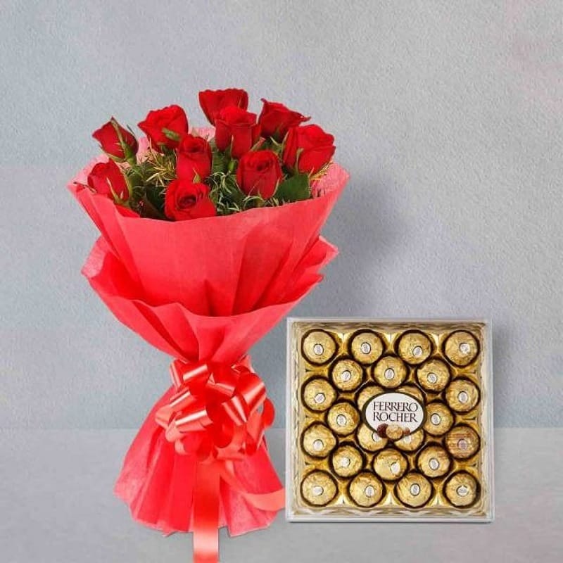 Lovely Red Roses With Ferrero