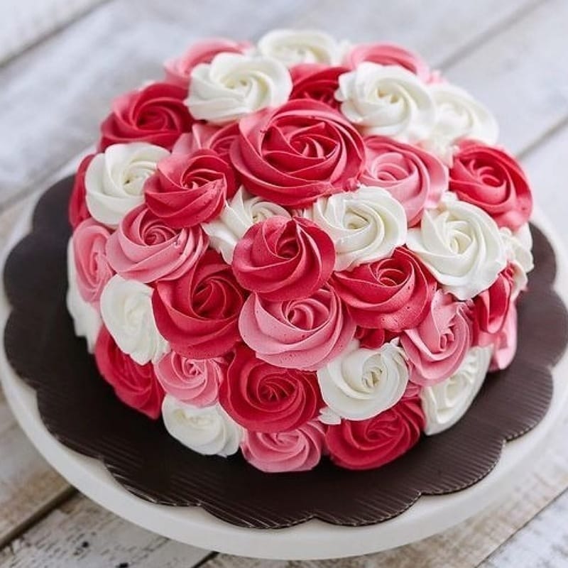 Full Of Roses Designer Cake