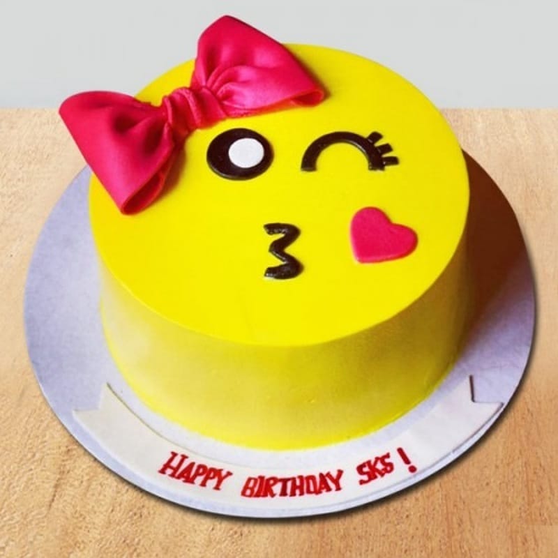 Emoji Cake For Bebs