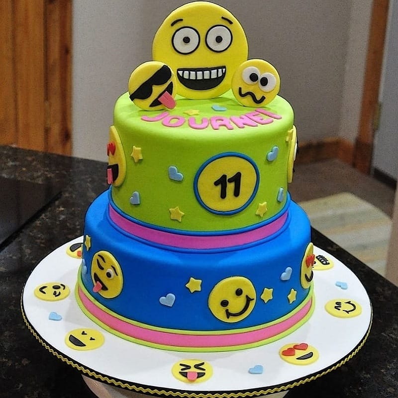 Adorable Emojis Theme Cake