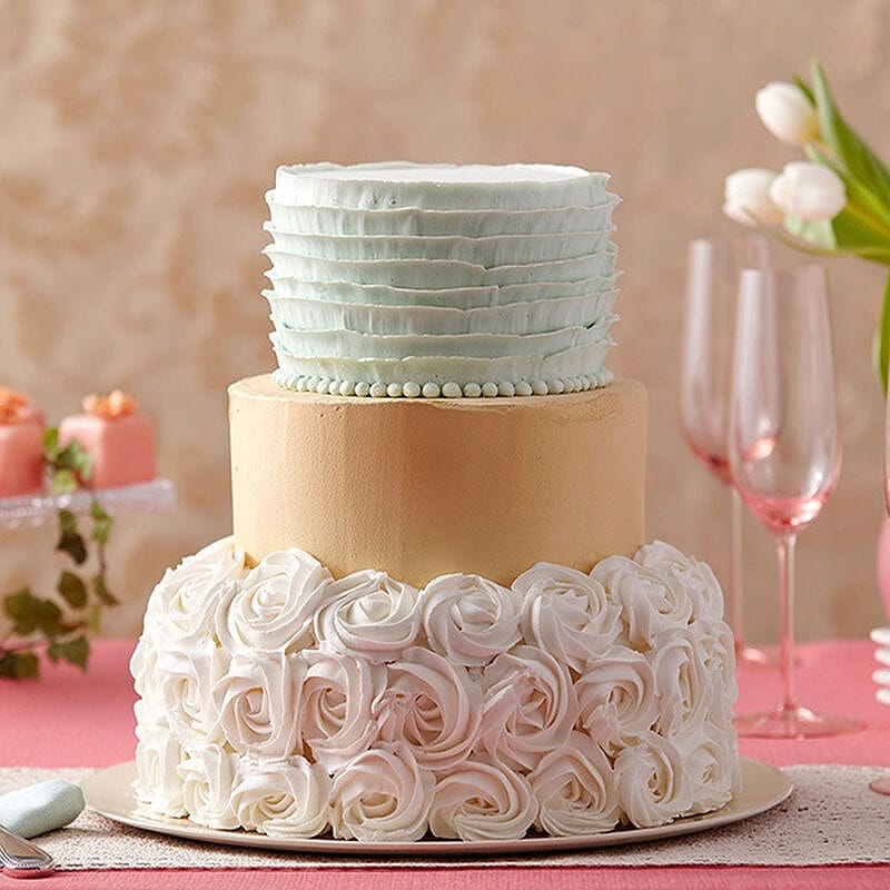 Luscious Rosette Wedding Cake