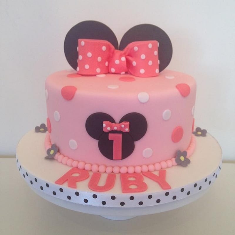 1st Birthday Minnie Mouse Cake