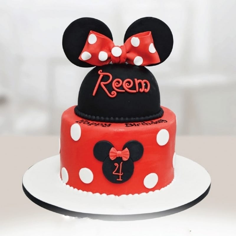 Fascinating Minnie Mouse Cake
