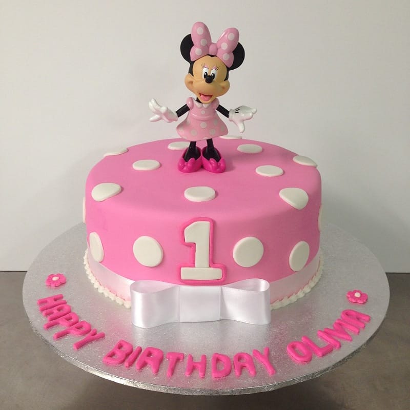 Magnificent Minnie Mouse Cake