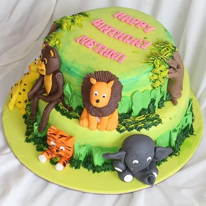 Alluring Jungle Theme Cake