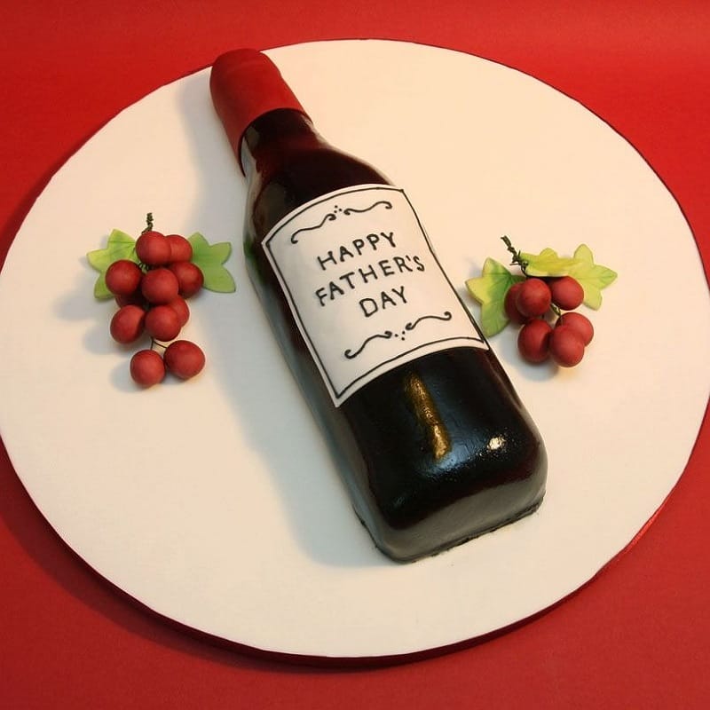 Red Wine Fondant Cake