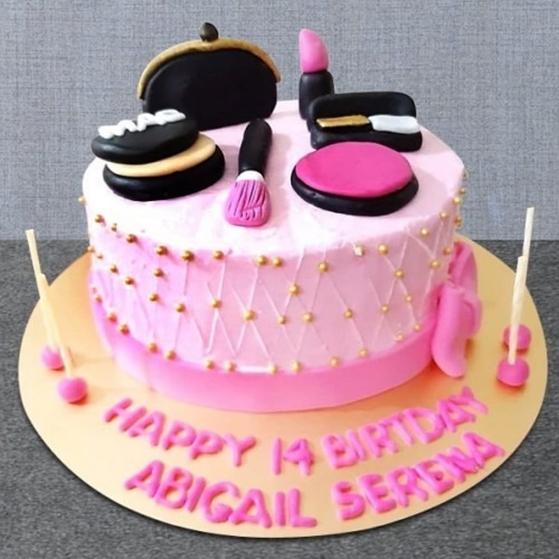 Birthday Special Makeup Theme Cake